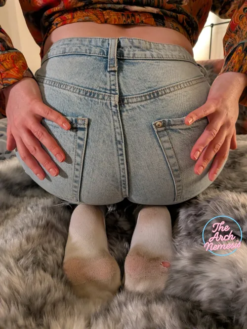 Spankable first post?