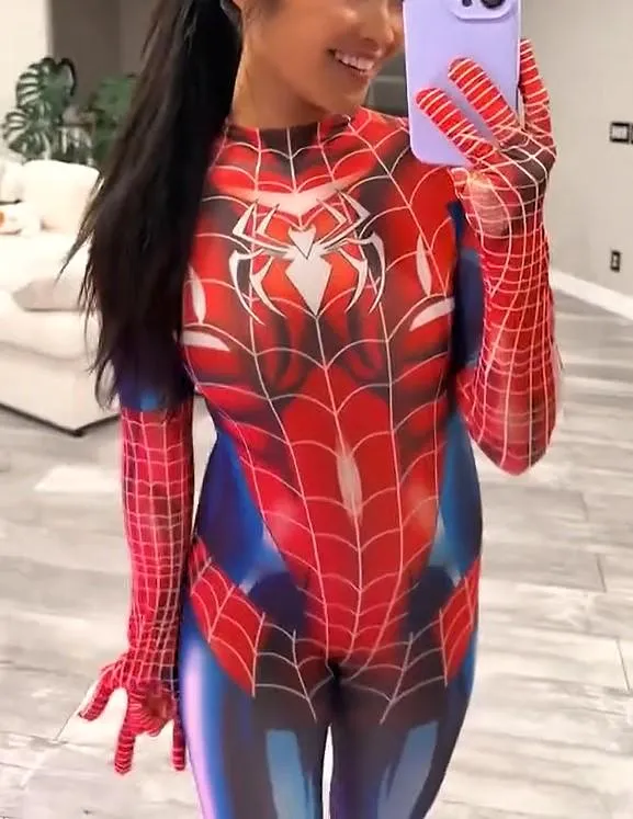 spider-woman cosplay by sunshine