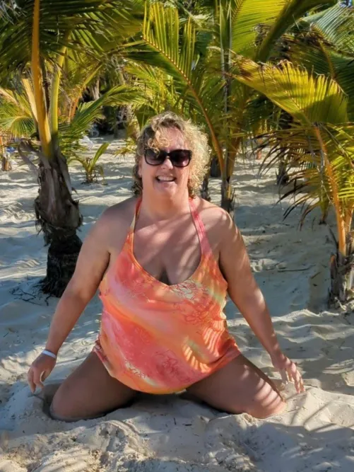 Spreading while smiling