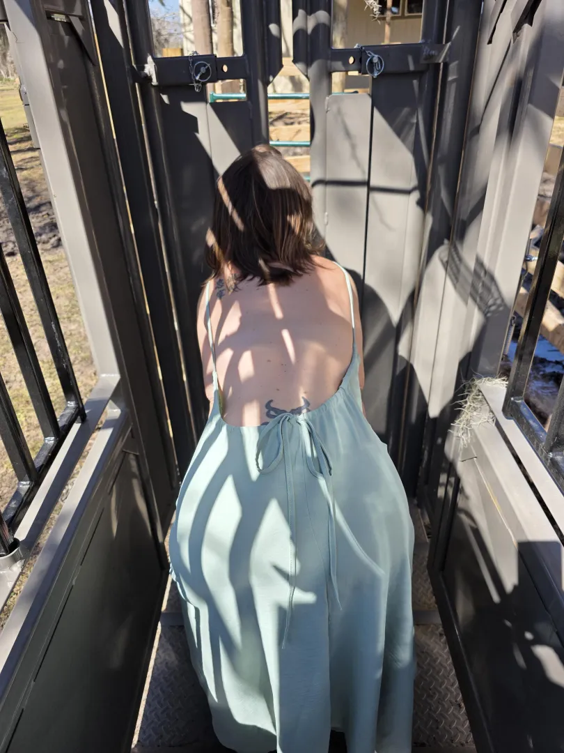 Squeeze chute has many uses