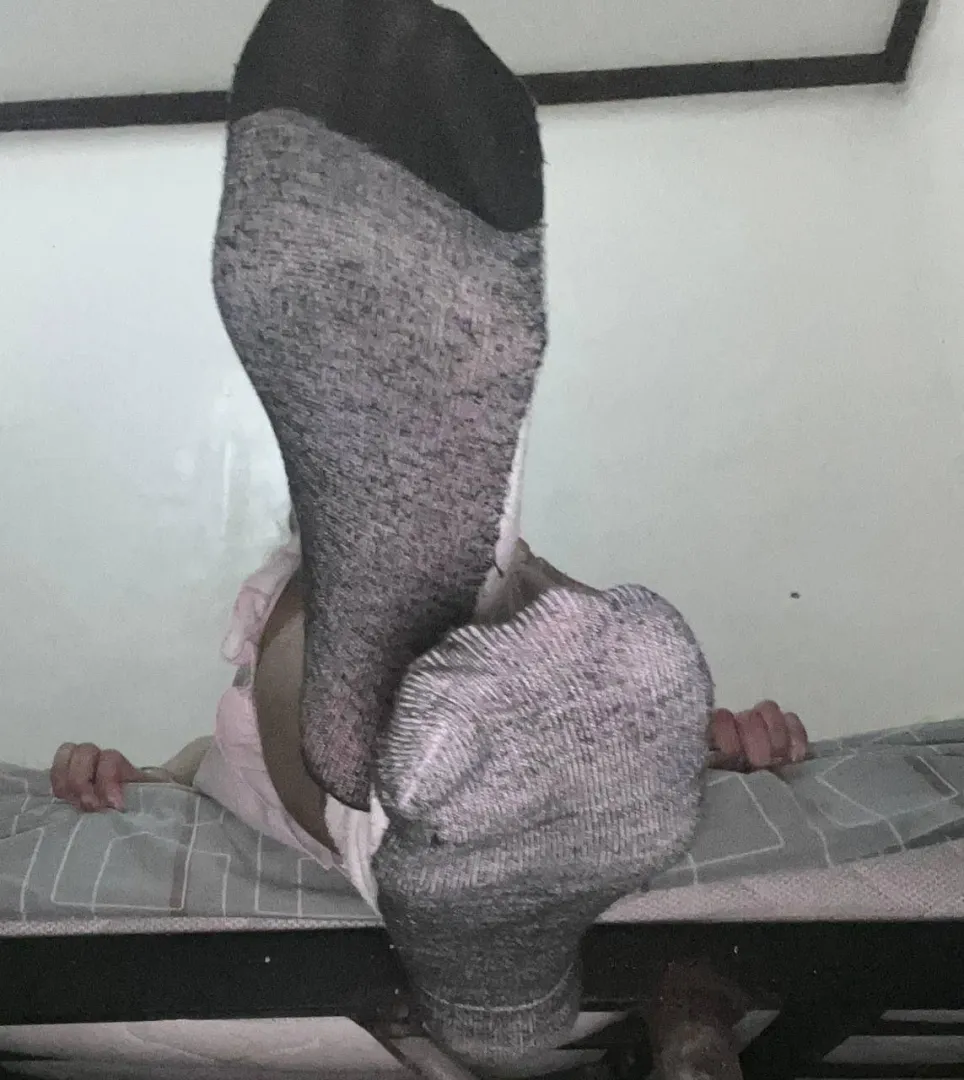 Start smelling my socks