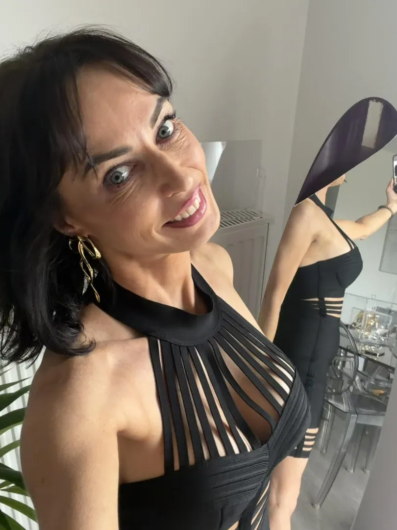 Still single, still bored, still get no likes 😘