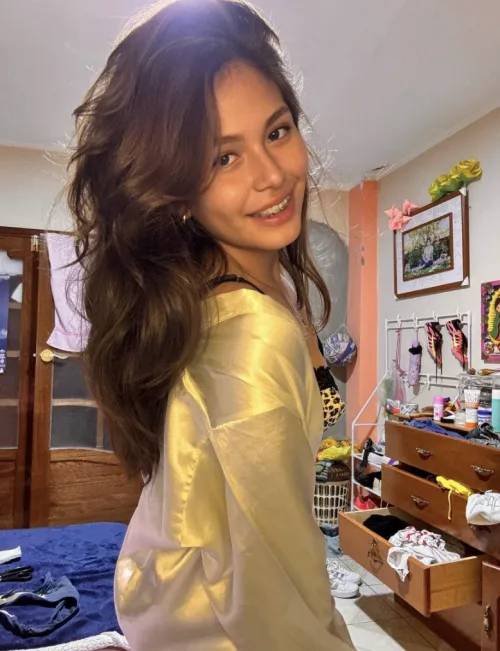 Stop daydreaming about me and get back to work!