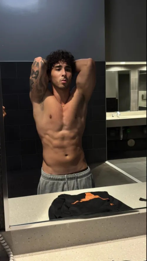 Stretching… or showing off?