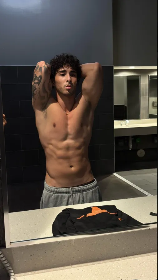 Stretching… or showing off?