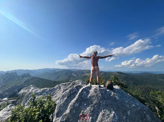 Striking contrast on a mountain top