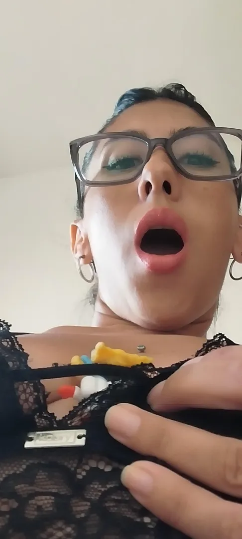 Suben solos, saben lo que es bueno, prueba tu o te agarro