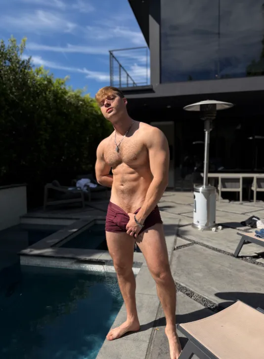 Sun and a little flex