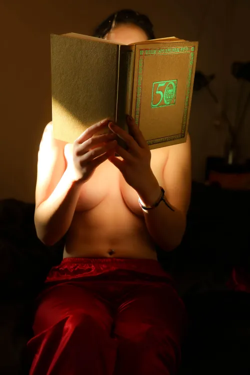 Sunny reading