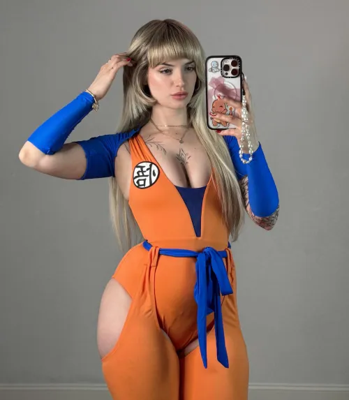 Super Saiyan Goku by LeesiBB [DBZ]