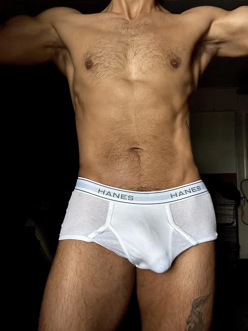 Sweaty musky scents, just how you like it