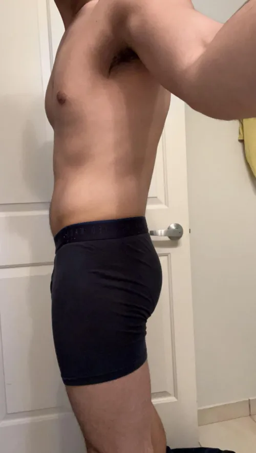 Take my undies off and use me 32M