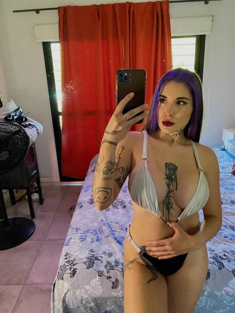 tell me what this makes you think of