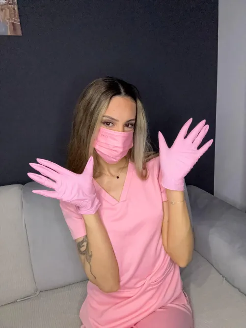 Tell me your age, I’m looking for my next patient