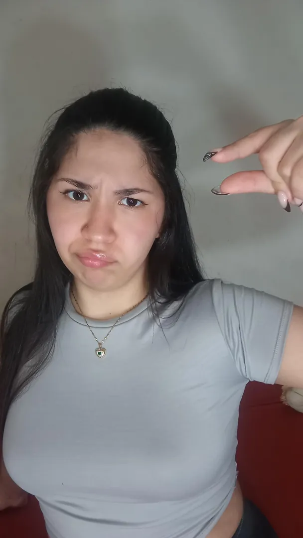 That's not a pennis, it's a mistake of nature.