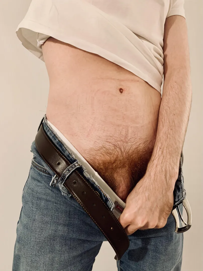 the belt was a little tight, it marked my belly