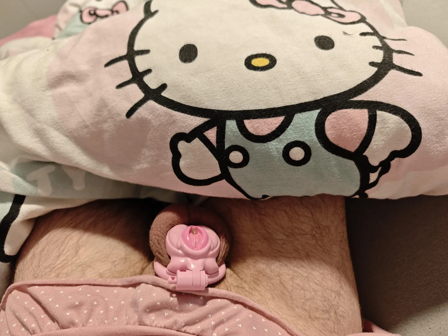 The best feeling is to feel nothing while watching real men with real dicks... 