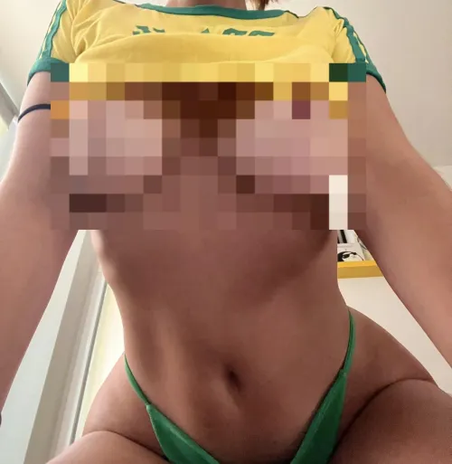 The eyes of a virgin like you cannot bear so much sensuality.