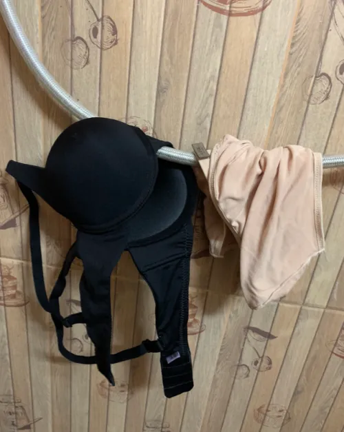 The good thing about entering the bathroom right after someone has used it‍