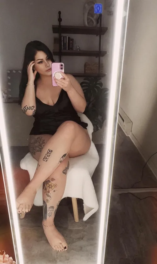 The perfect mesh of pretty and dangerous