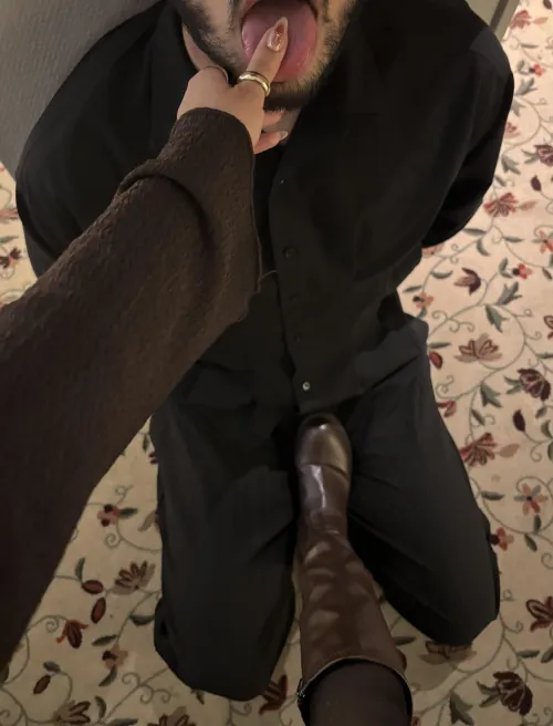 the position i like my simps in