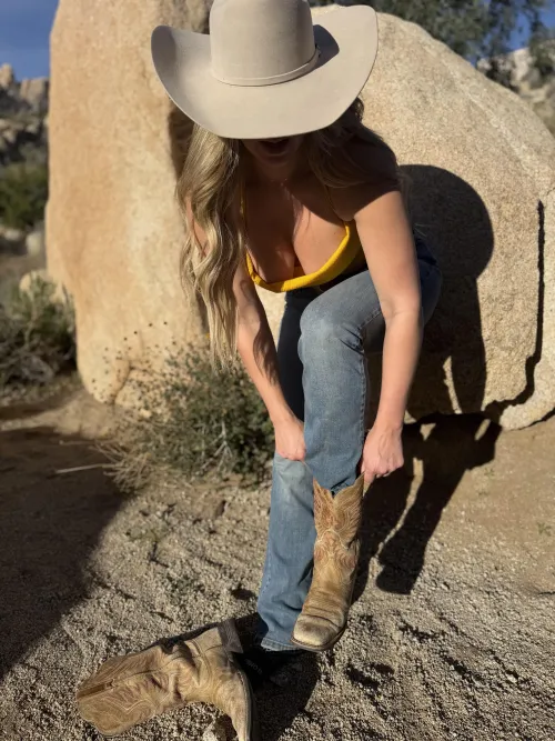 the ultimate cleavage shot