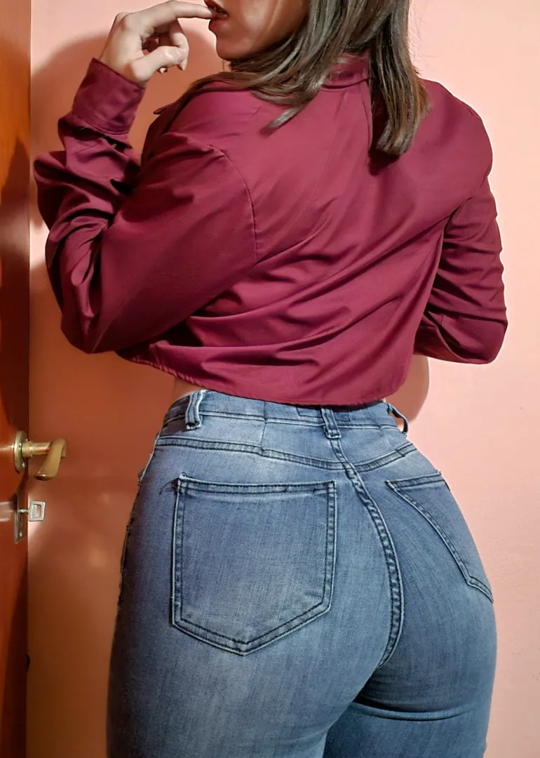 These jeans fit my butt really well ;)