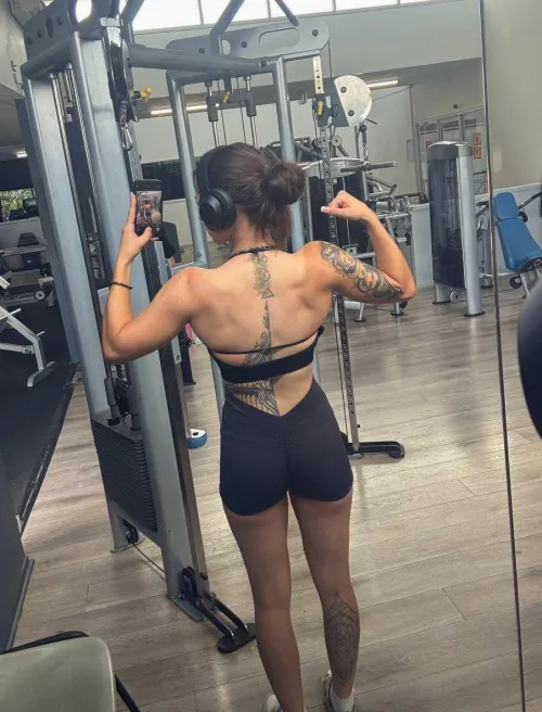 These shorts barely behave.