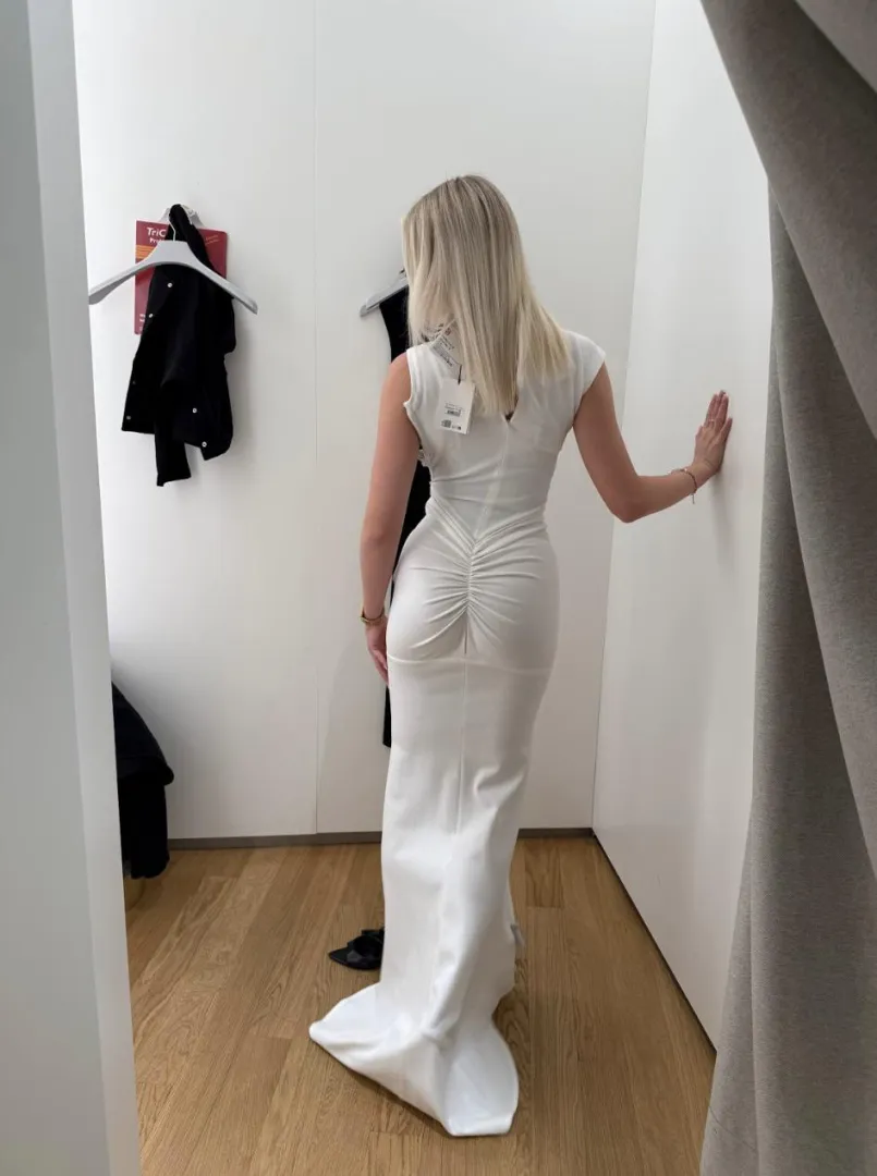 this dress hugs me just right