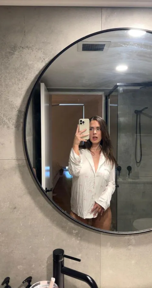 this face doesn’t beg