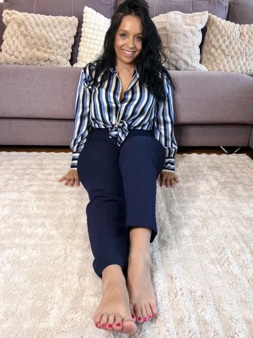 This housewife knows how to turn an ordinary day into an extraordinary fantasy