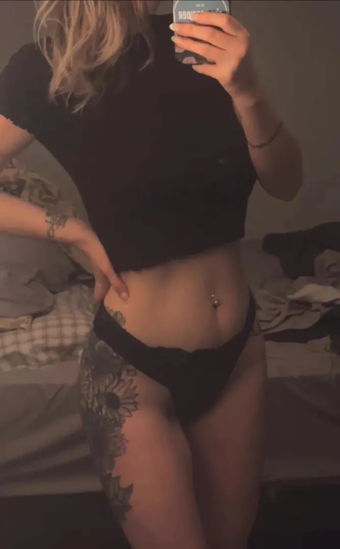 This MILF is turning 30!