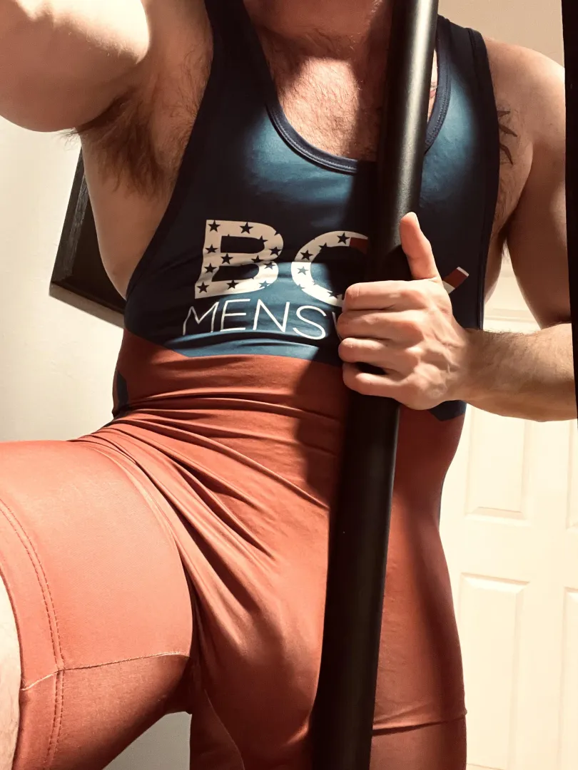 This singlet was a gift from a bro. How’s the fit?