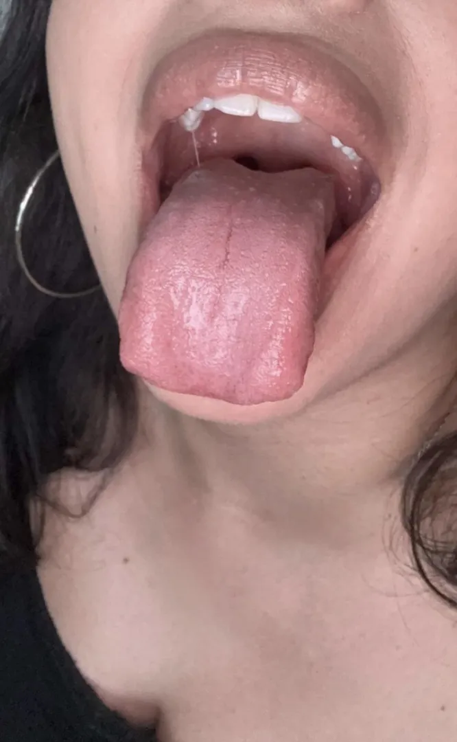 This tongue is easy for fun 