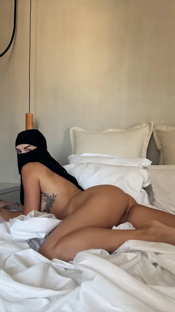 Time for you to slide into my snakebutt