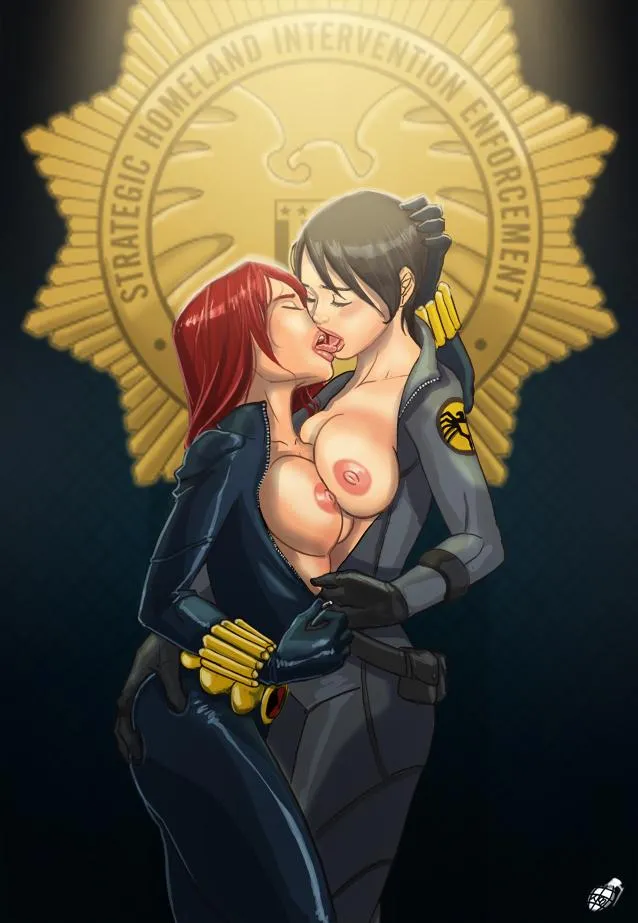 (Tinkerbomb) black widow and maria hill making out
