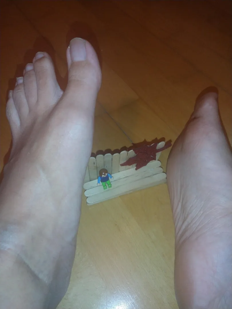 Tiny Boy is waiting for his crush