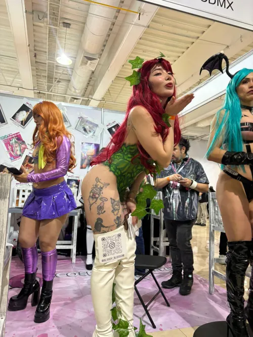 Tiny outfit at the convention and after party for bingo #12 [F]