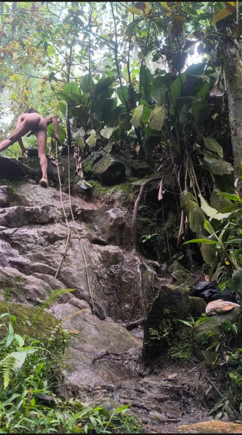 To the hidden waterfall