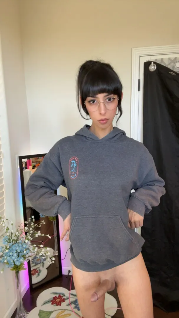 Touch my pretty girlcock