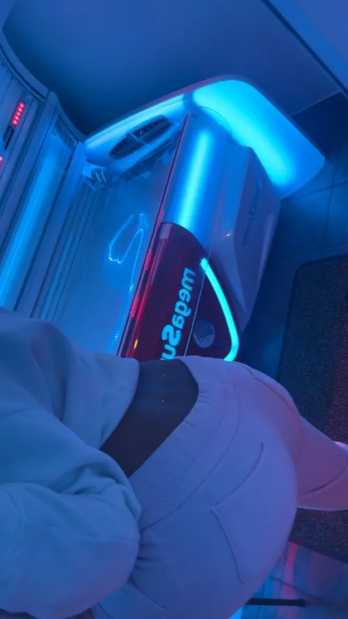 Trykk ⬆️ så sender jeg ️ bilder til deg fra solariumet.