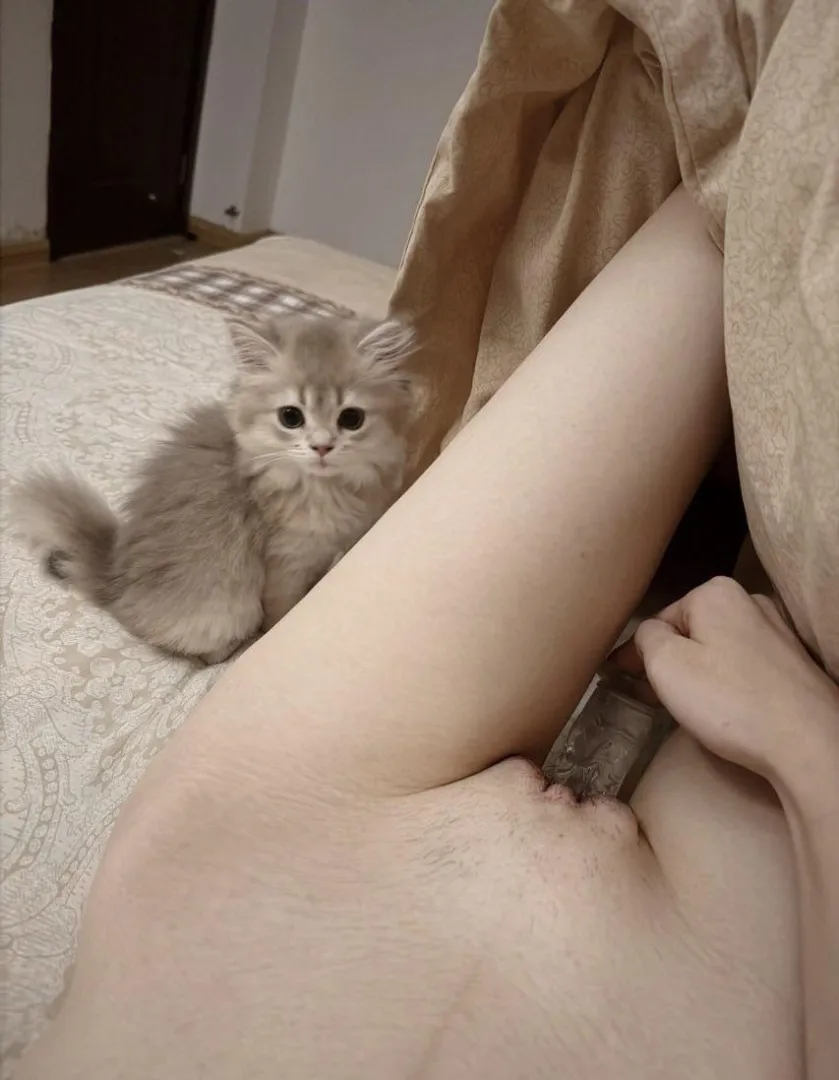 Tu pousse ou tu retire pour mettre la tienne ?