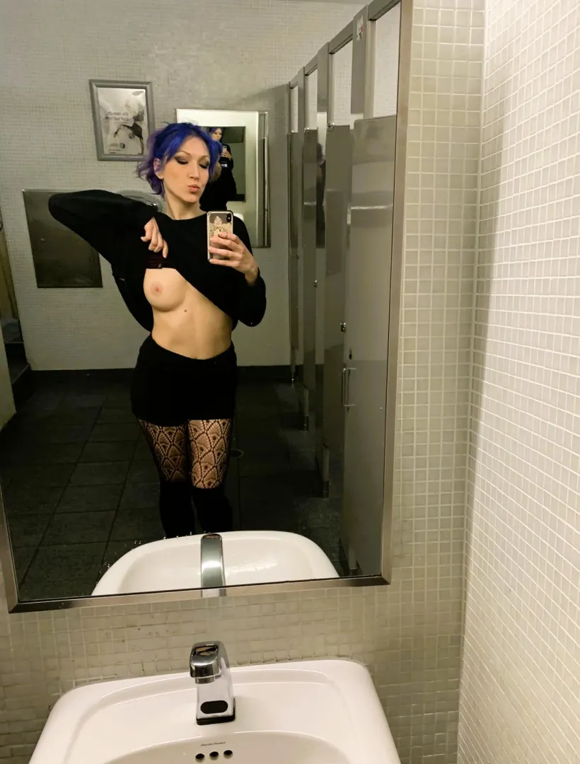 Une petite photo à l'école. 