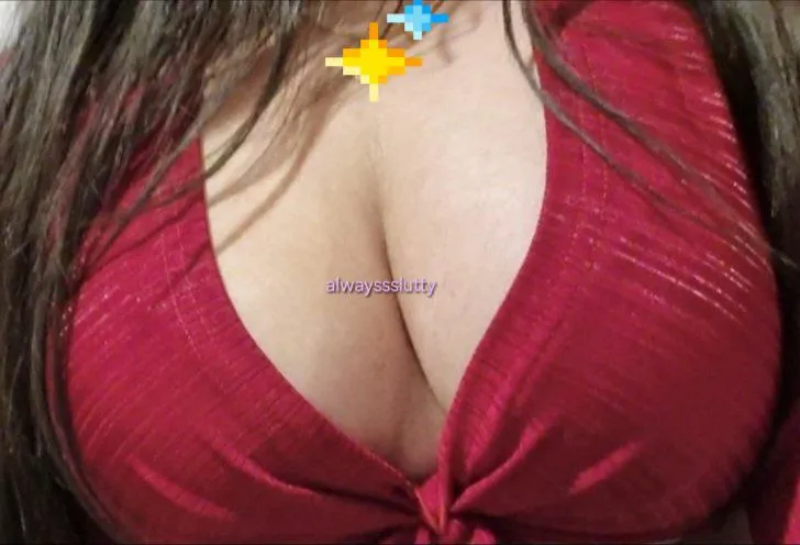 untie my top and grope me whenever you want >_<