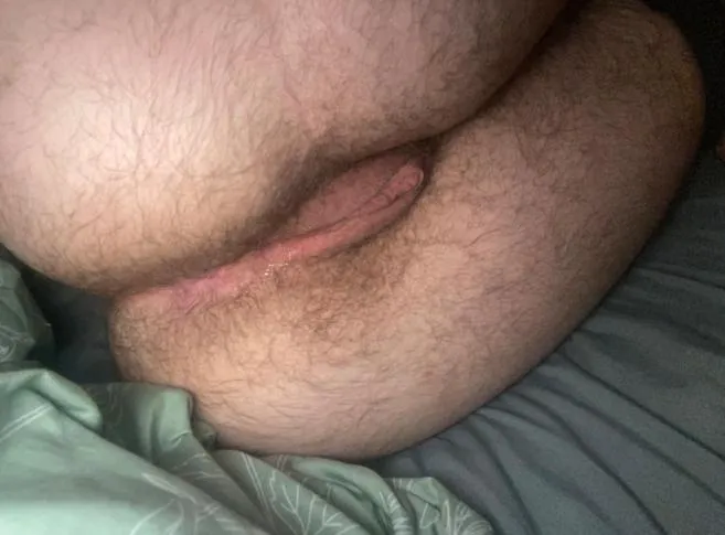 Use my ass like a faggot or breed my pussy as a girl?