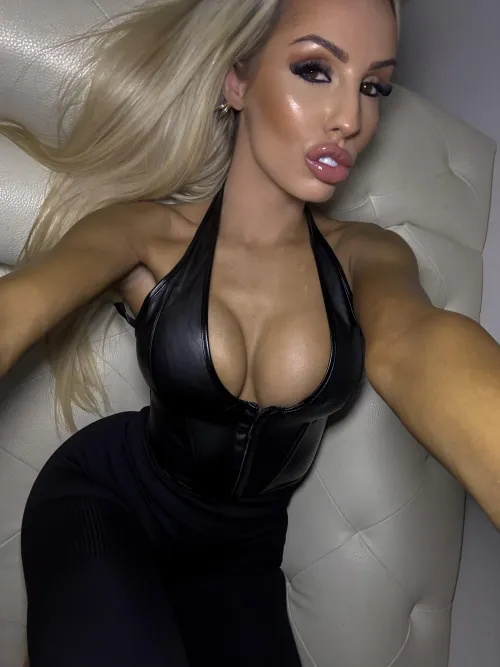 use your gym bimbo however you want, Daddy