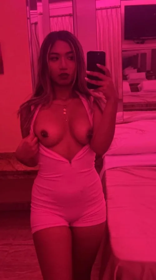 [verify] [selling] Love are you ready to enjoy with me an awesome night? I'm available to make all your thoughts become real [gfe] [sexting] [videcall] [custom] [pics] [videos]