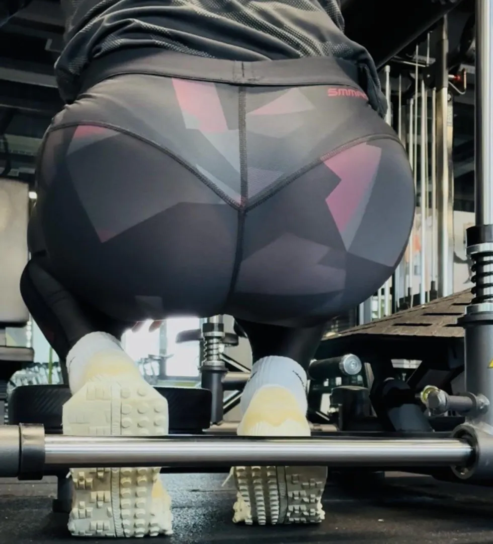 Very decent but(t) visible