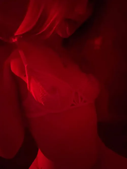 Vill du knulla min 18-åriga fitta?❤️