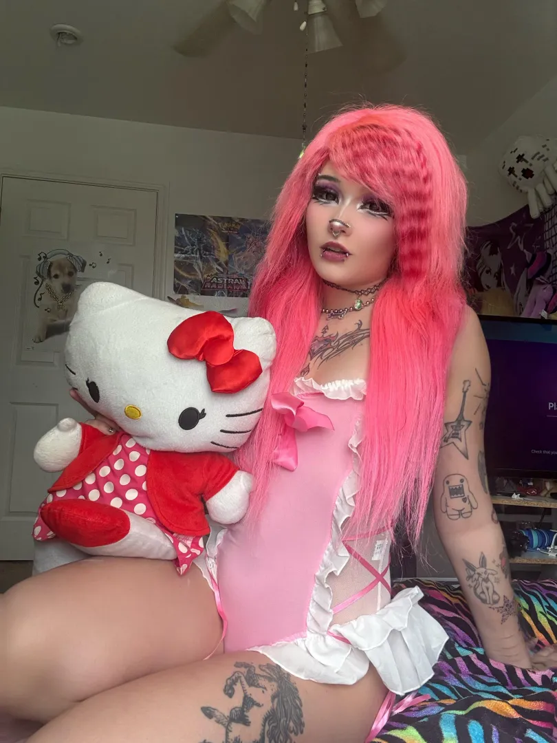 Waiting for you to come and play with me